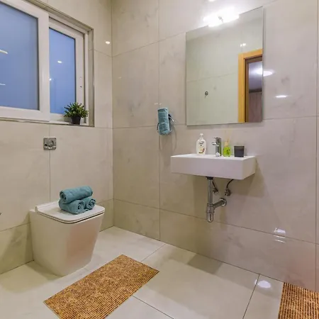 公寓 New Spacious 3 Bdr 2 Bth Balcony 7 圣保罗湾城