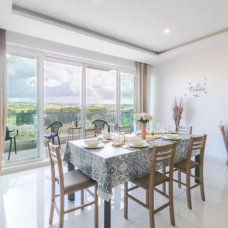Apartman New Spacious 3 Bdr 2 Bth Balcony 7