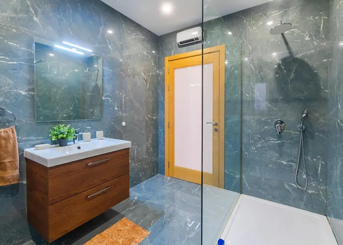 New Spacious 3 Bdr 2 Bth Balcony 7 Appartement St. Paul's Bay