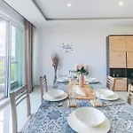 New Spacious 3 Bdr 2 Bth Balcony 7 St. Paul's Bay