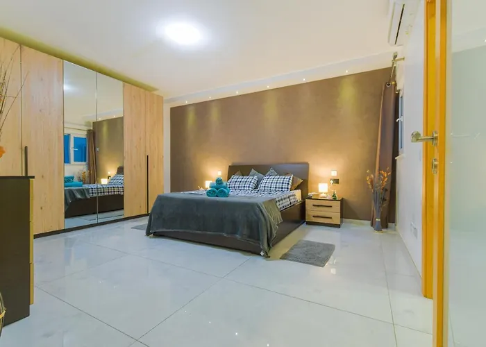 New Spacious 3 Bdr 2 Bth Balcony 7 St. Paul's Bay